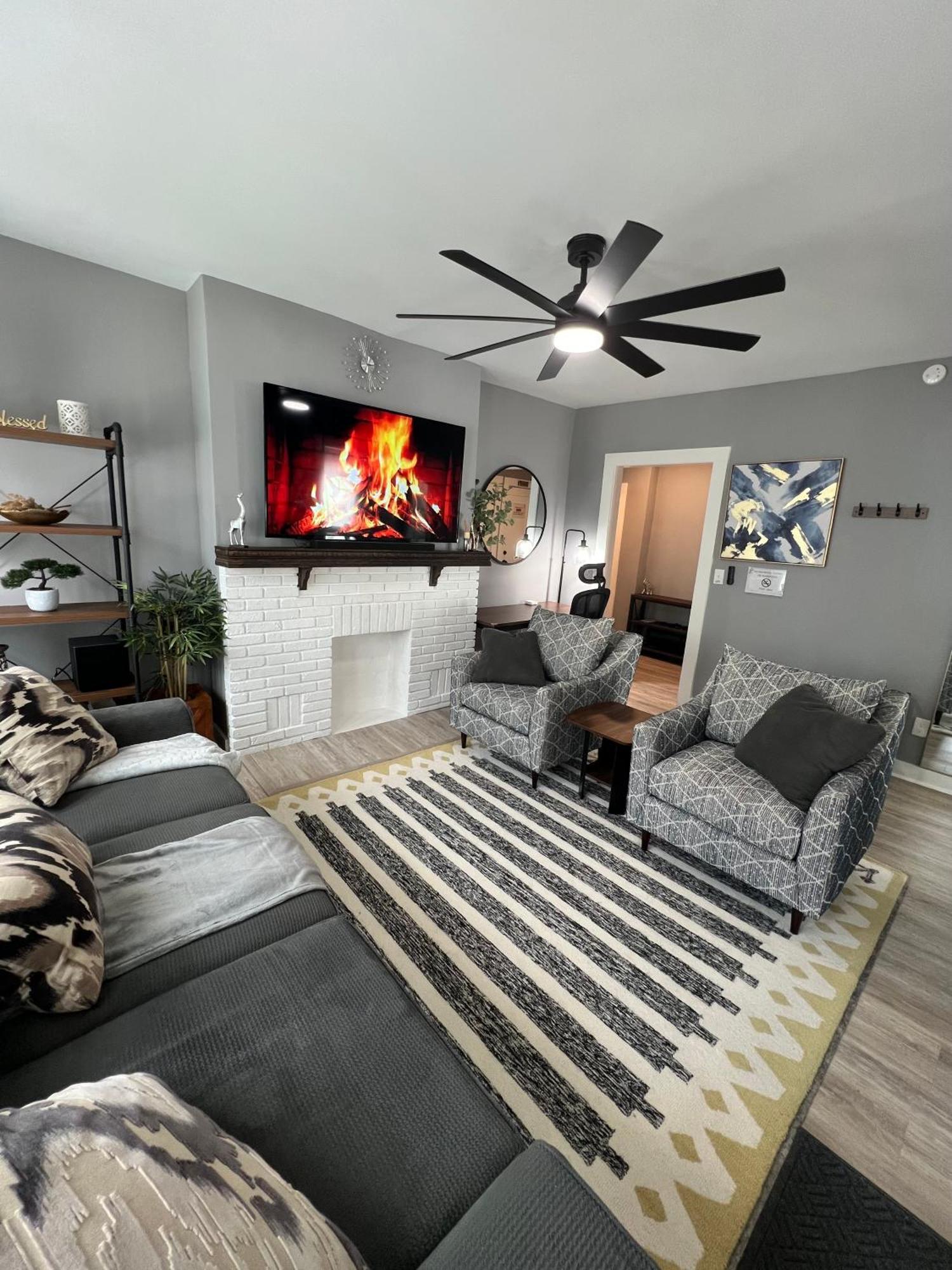 Charming 2Br 2Ba 10 Min Dt Airport By Lsp Homes 亚特兰大 外观 照片