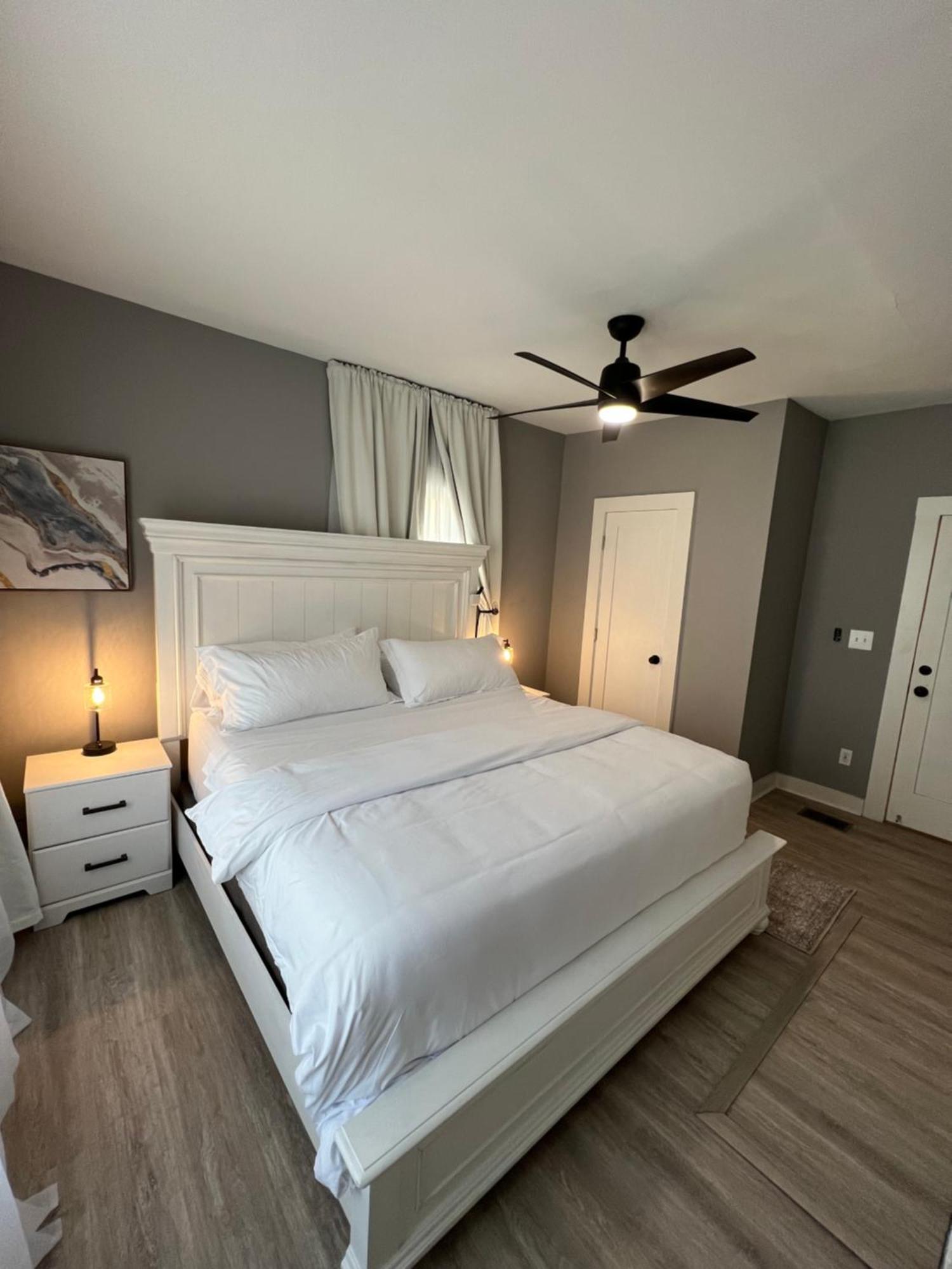 Charming 2Br 2Ba 10 Min Dt Airport By Lsp Homes 亚特兰大 外观 照片